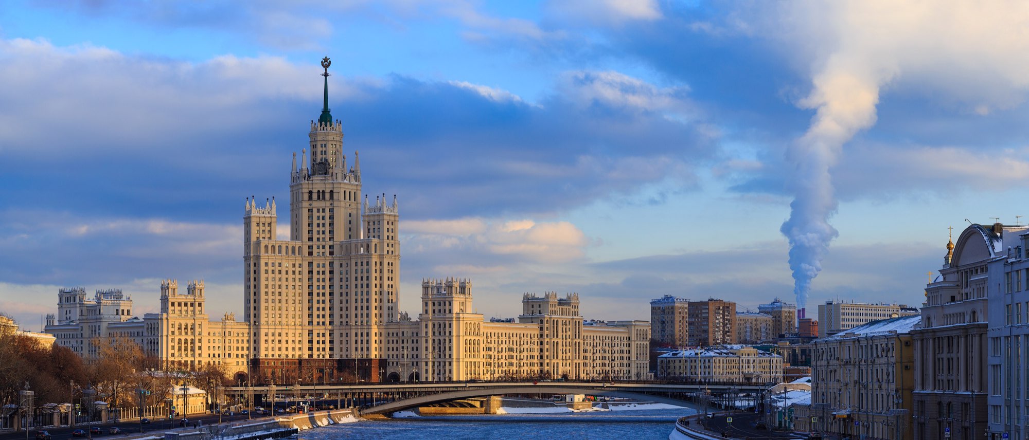 Москва, высотка на Котельнической набережной